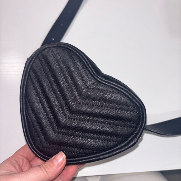 Target Black Heart-Shaped Wristlet - Picture 7 of 7
